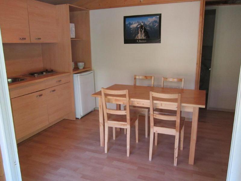 Camping Le Colporteur Hotell Le Bourg-dʼOisans Eksteriør bilde